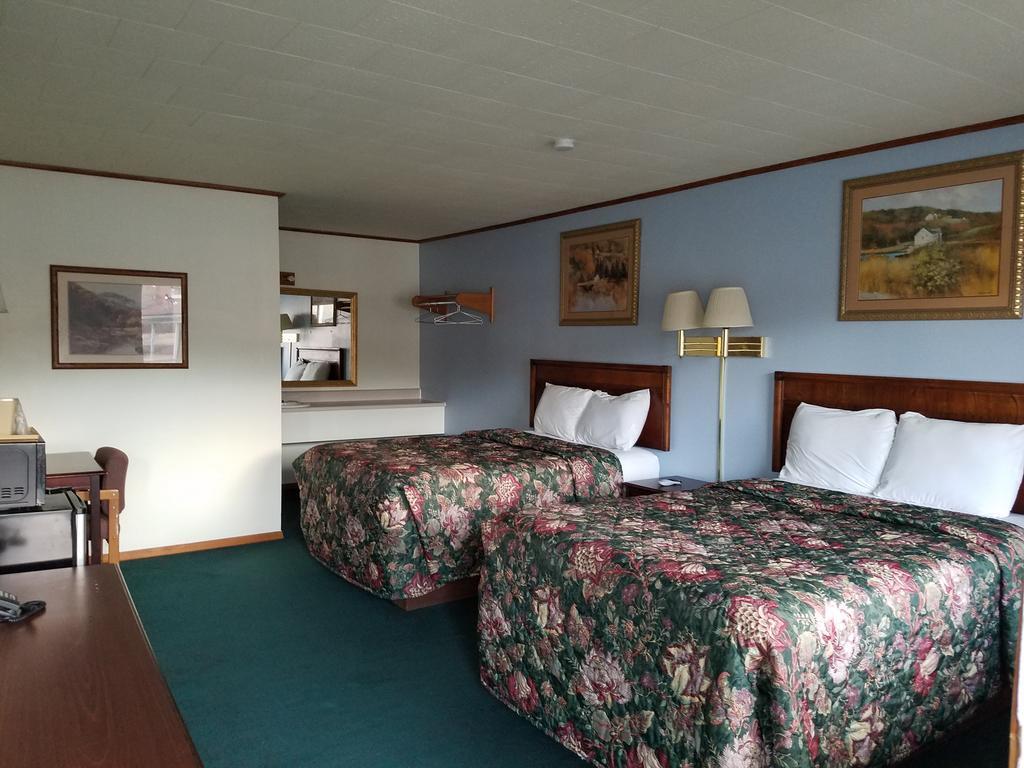 A Sapphire Inn Франклин Экстерьер фото